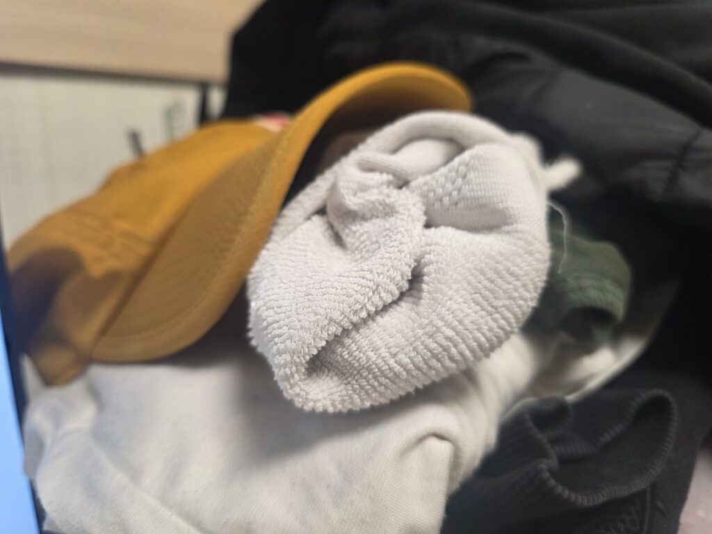 best-walking-shoes-for-korea-cushioned-socks High-density cushioned socks recommended for use with the Best Walking Shoes for Korea.