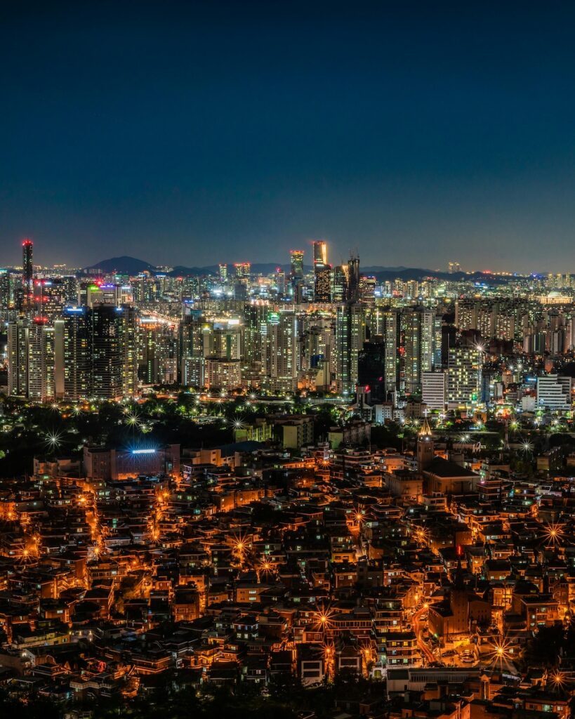 “Bright 1 bedroom apartment in Seoul for foreign residents”