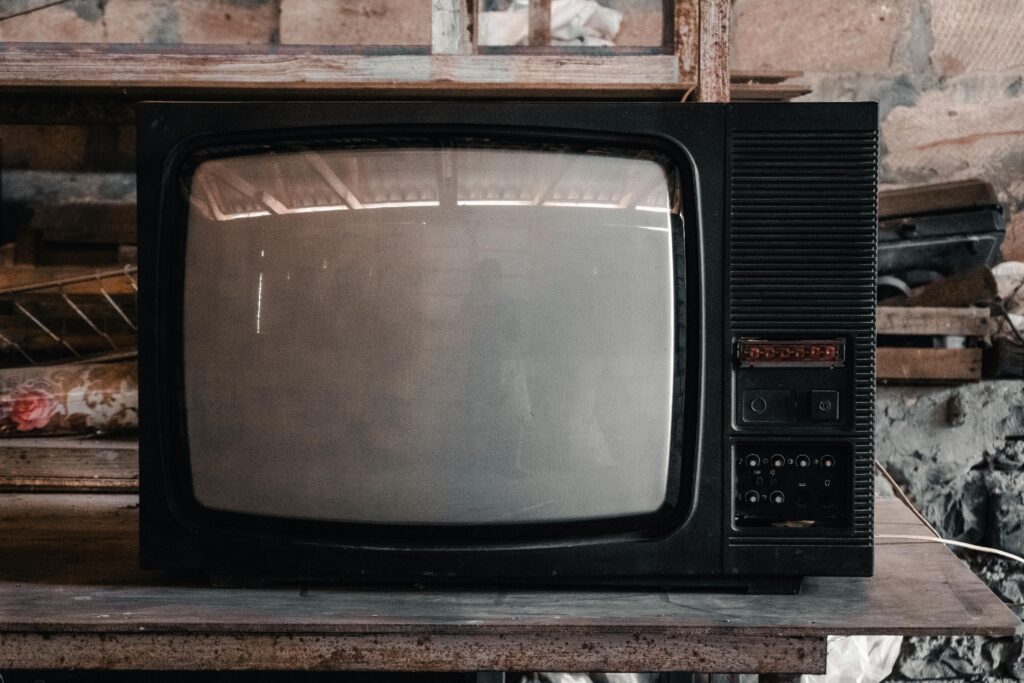 watch-korean-tv-in-korea-hotel-tv-setup how to watch korean tv in korea on a smart tv in a korean living room